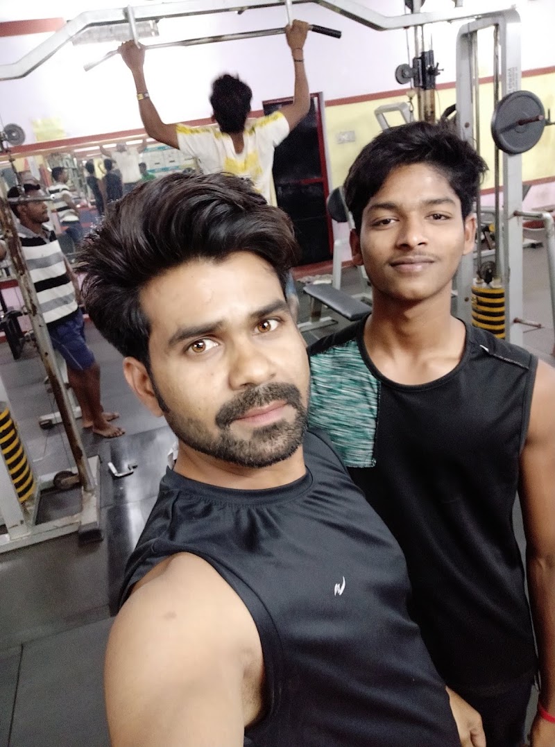 S BRO GYM - S BRO GYM Mana, 6M9V+J73, airport road, Fundahar, Raipur, Chhattisgarh 492001, India