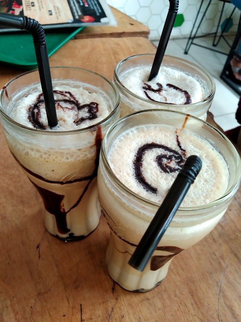 Destiny Cafe - Destiny Cafe Plot No. 83, Medanta Hospital Service Road, Vijay Nagar Square, Ratna Lok Colony, Indore, Madhya Pradesh 452010, India