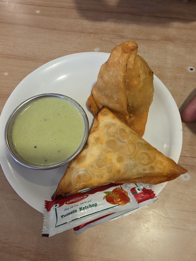 Navtara Veg Restaurant - Navtara Veg Restaurant 8/3, Anjuna Mapusa Rd, Mapusa, Goa 403507, India