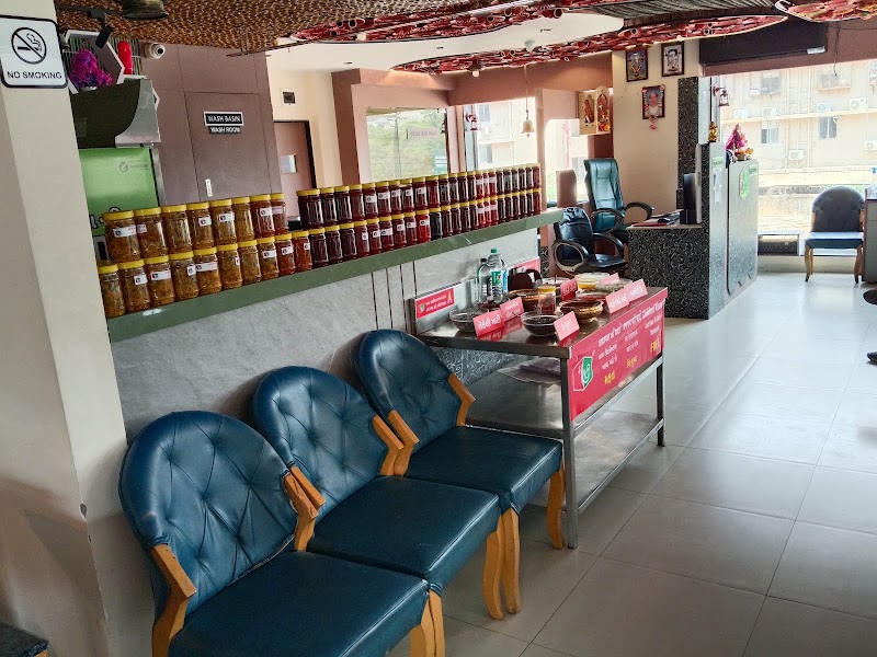 Shree khodiyar kathiyawadi dhaba - Shree khodiyar kathiyawadi dhaba, UG 16/17, Black Bunny Circle, Vacanza Trade Center, VIP Rd, near Sidhhi Vinayak Mandir, Vesu, Surat, Gujarat 395007, India