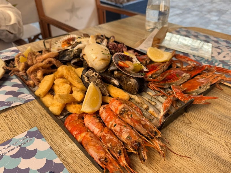 Chao Pescao Seafood Born - Chao Pescao Seafood Born Passatge Mercantil, 1, Ciutat Vella, 08003 Barcelona, Spain