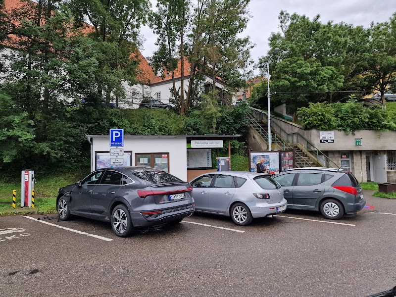 Parkoviště P2 Pod poštou - Parkoviště P2 Pod poštou, V Jámě, 381 01 Český Krumlov-Český Krumlov 1, Czechia
