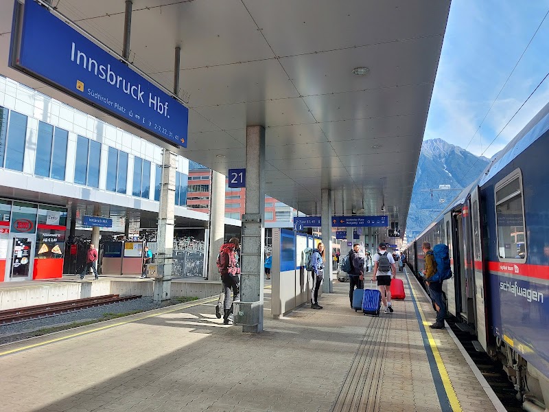 Innsbruck Central Station - Innsbruck Central Station 6020 Innsbruck, Austria