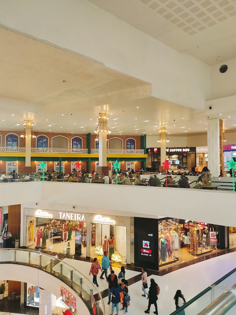 South City Mall - South City Mall 375, Prince Anwar Shah Rd, South City Complex, Jadavpur, Kolkata, West Bengal 700068, India