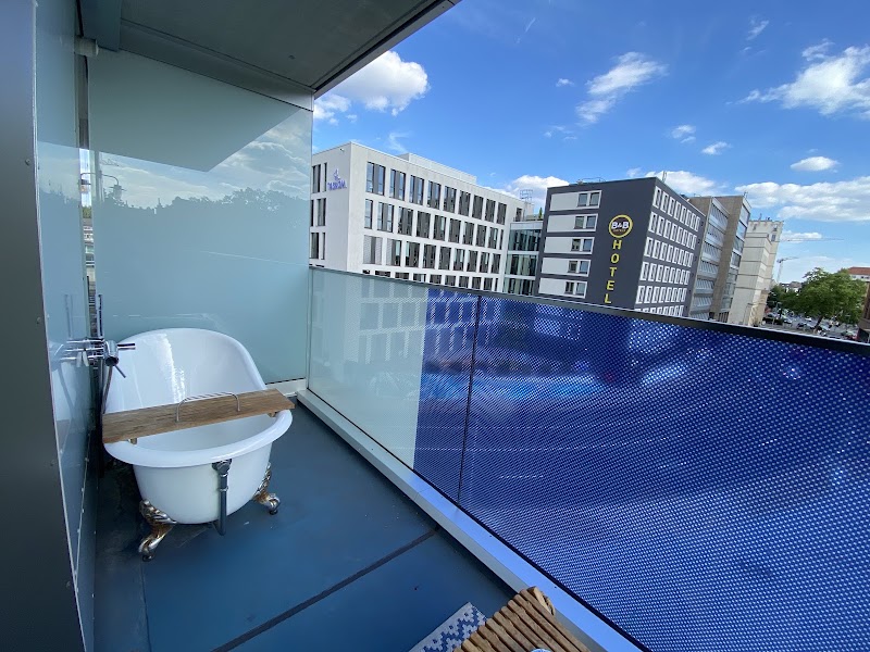 25hours Hotel Das Tour - 25hours Hotel Das Tour Louis-Pasteur-Platz 1, 40211 Düsseldorf-Stadtbezirk 1, Germany