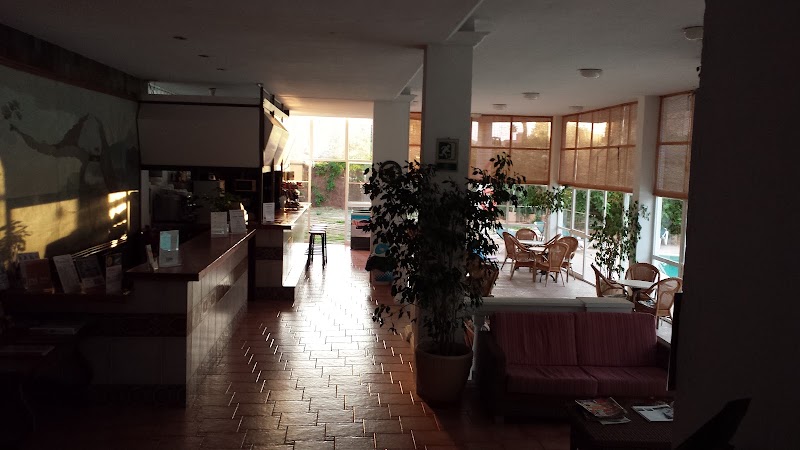 Martha´s Apartamentos - Martha´s Apartamentos Carrer Jardiel Poncela, 1, 07181 Palmanova, Illes Balears, Spain