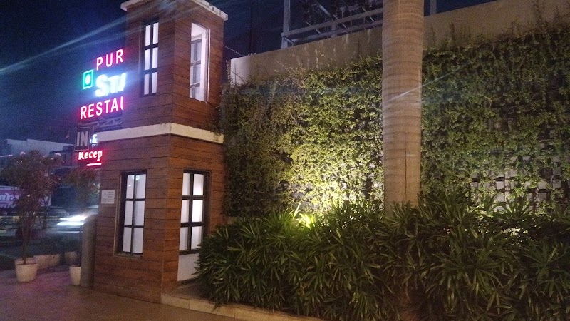 Status Pure Veg Restaurant - Status Pure Veg Restaurant New Hari Phatak, Indore Road, Ujjain, Jabsinghpura, Ujjain, Sawara Khedi, Madhya Pradesh 456010, India