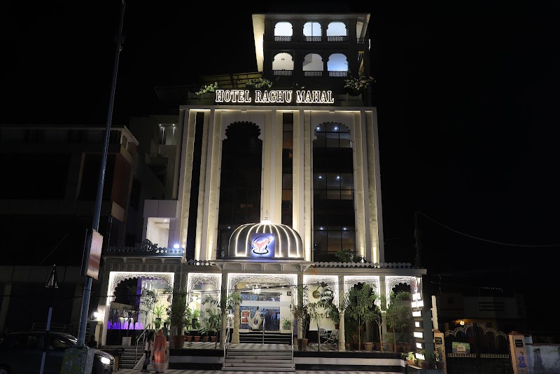 Raghu Mahal Hotel & Flames Restaurant