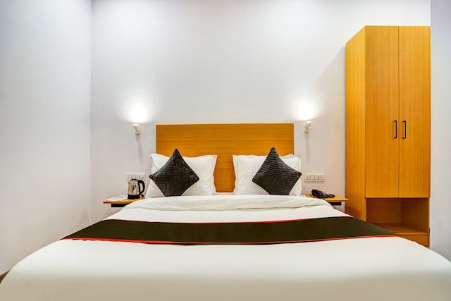 Townhouse Sector 19 Fun Republic Mall Indiranagar - Townhouse Sector 19 Fun Republic Mall Indiranagar 19/755, Sector 19, Indira Nagar, Lucknow, Uttar Pradesh 226016, India