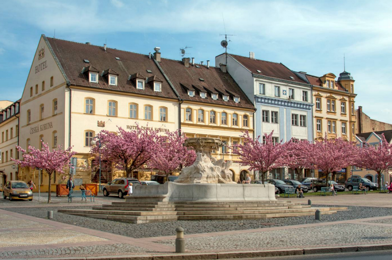 Hotel Česká Koruna - Hotel Česká Koruna, Masarykovo nám. 60, 405 02 Děčín-Děčín 2, Czechia