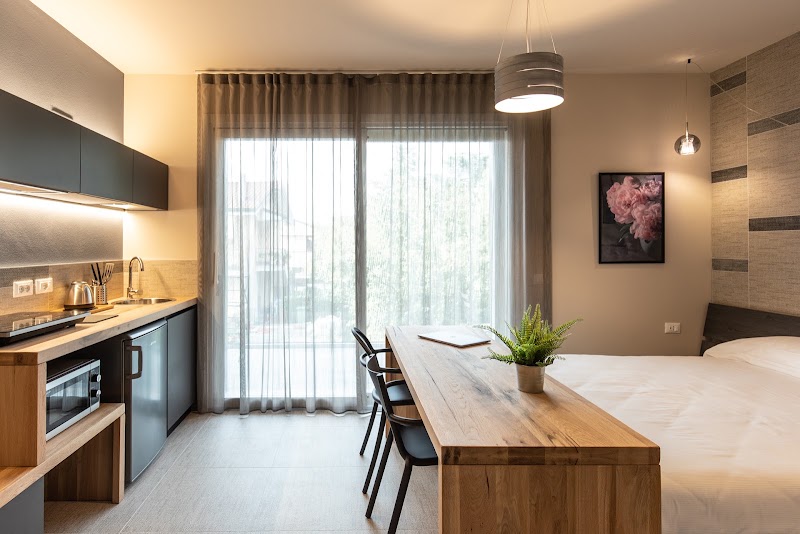 SEI Garda Apartments - SEI Garda Apartments Via Monte Baldo, 17b, 37019 Peschiera del Garda VR, Italy