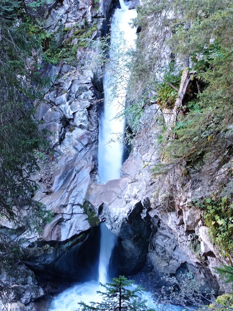 Talbachfall - Talbachfall Talbachfall, 3824 Lauterbrunnen, Switzerland