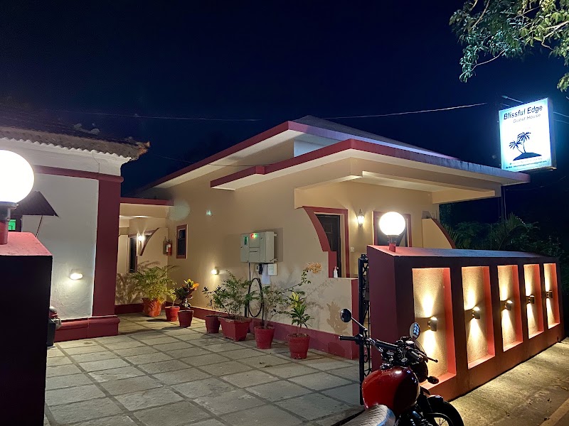 Blissful Edge Guest House - Blissful Edge Guest House Ozran Beach Rd, Vagator, Anjuna, Goa 403509, India