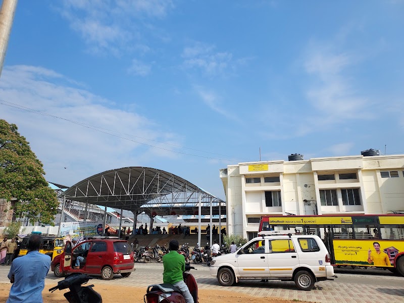 Nagercoil Town Railway Station - Nagercoil Town Railway Station 5CX9+WXM, Mela Theru Karai, Kaniyakulam, Tamil Nadu 629001, India