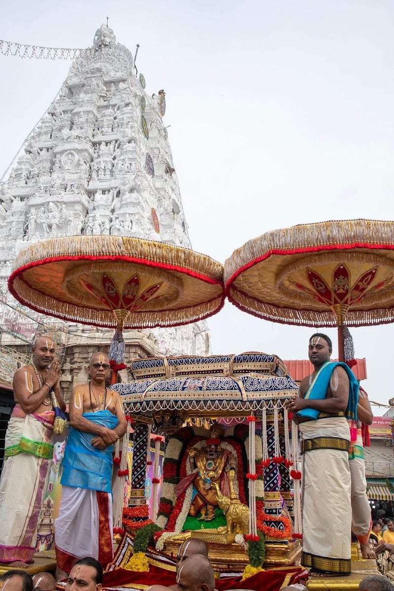அலமேலுதாயார் திருச்சானுர் - அலமேலுதாயார் திருச்சானுர் JC5X+5XQ, Tiruchanur, Andhra Pradesh 517503, India