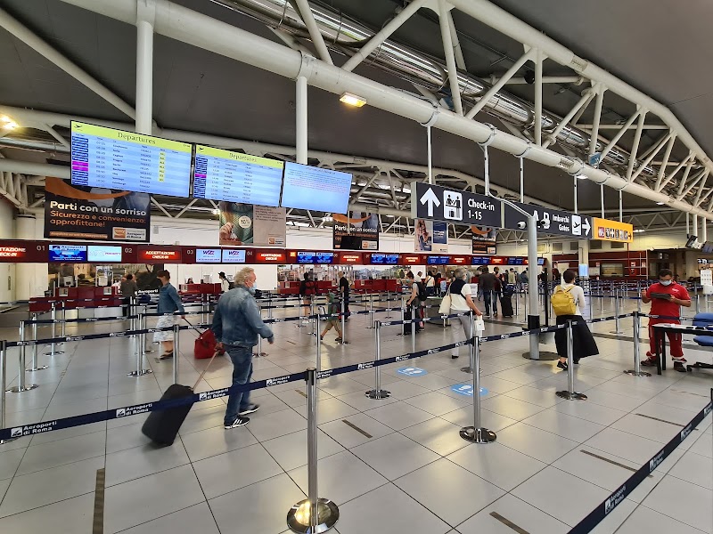 Giovan Battista Pastine International Airport - Giovan Battista Pastine International Airport, Via Appia Nuova, 1651, 00040 Ciampino RM, Italy