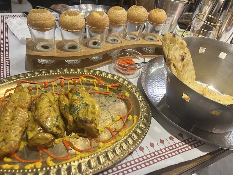 Veer Jee's Indian Restaurant 維傑 印度餐廳 - Veer Jee's Indian Restaurant 維傑 印度餐廳 104, Taiwan, Taipei City, Zhongshan District, Xiapi Village, Fuxing N Rd, 432號1樓