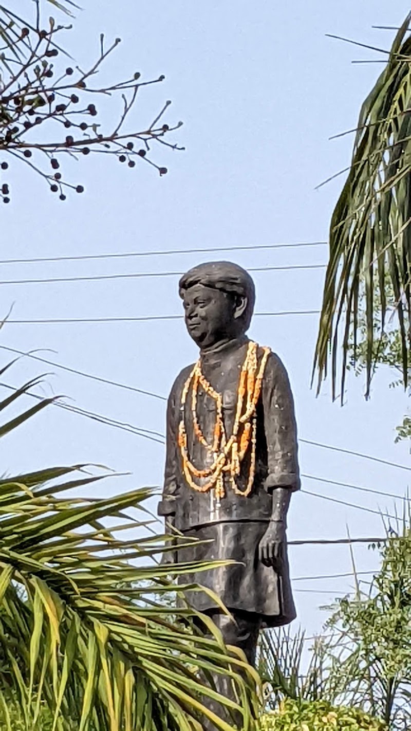 Do Batti Choraha - Do Batti Choraha, CMC9+HX4, Jawahar Colony, Shivpuri, Madhya Pradesh 473638, India