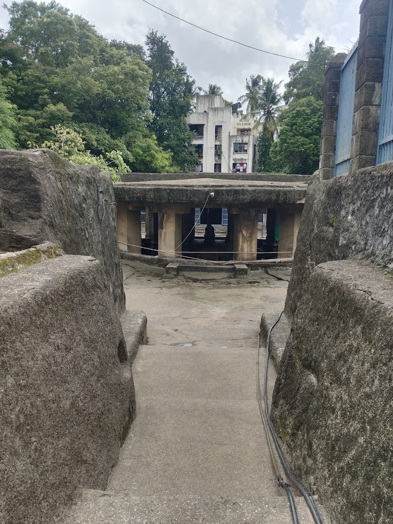 Pataleshwar Caves, Pune - Pataleshwar Caves, Pune Jangali Maharaj Rd, next to J M Temple, Revenue Colony, Pune, Maharashtra 411005, India