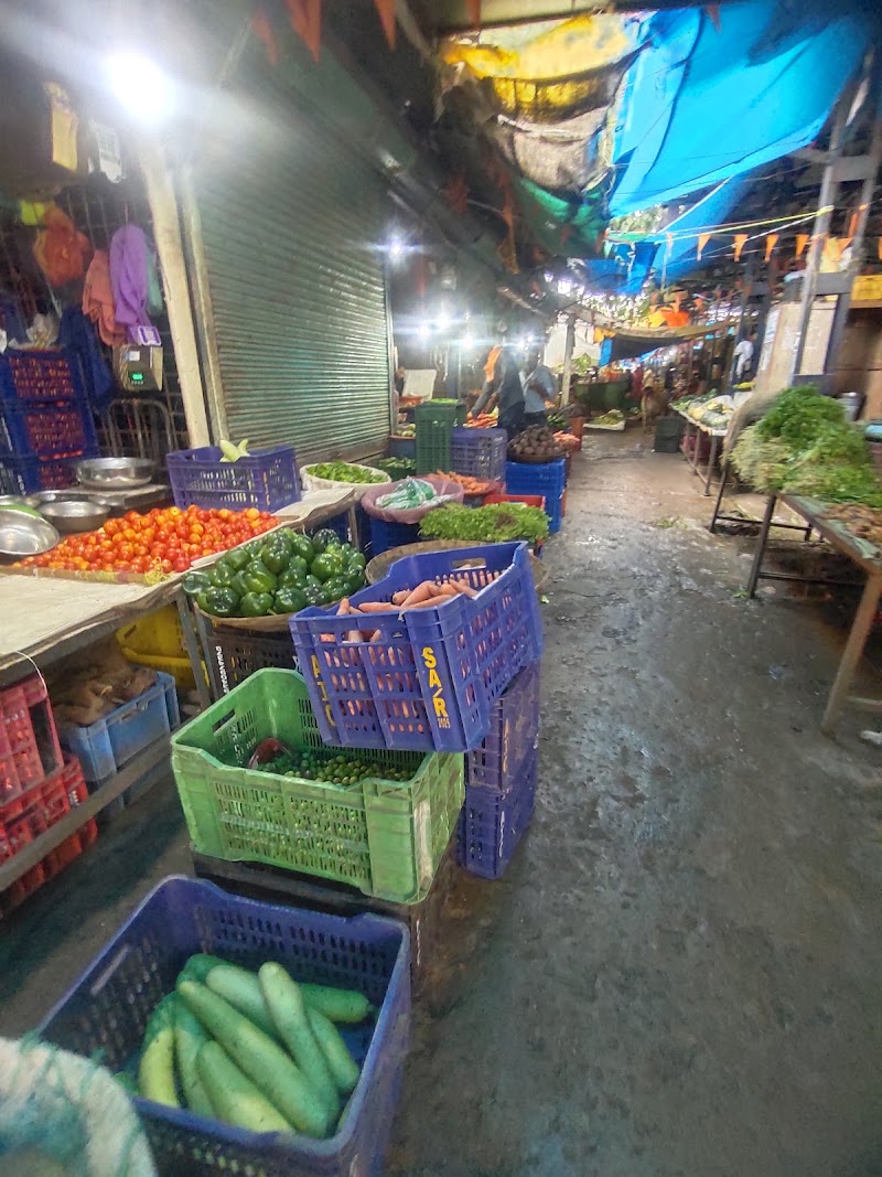 Indira Market - Indira Market, shop number e 8, Indra market, Baniya Para, Durg, Chhattisgarh 491001, India