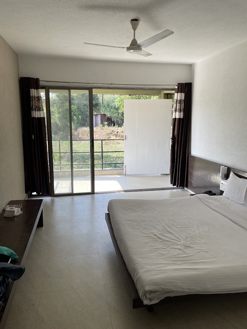 Forest Inn - Forest Inn, 21/19B, A/P Met Gutad, Main, Panchgani - Mahabaleshwar Rd, Mahabaleshwar, Metgutad, Maharashtra 412806, India