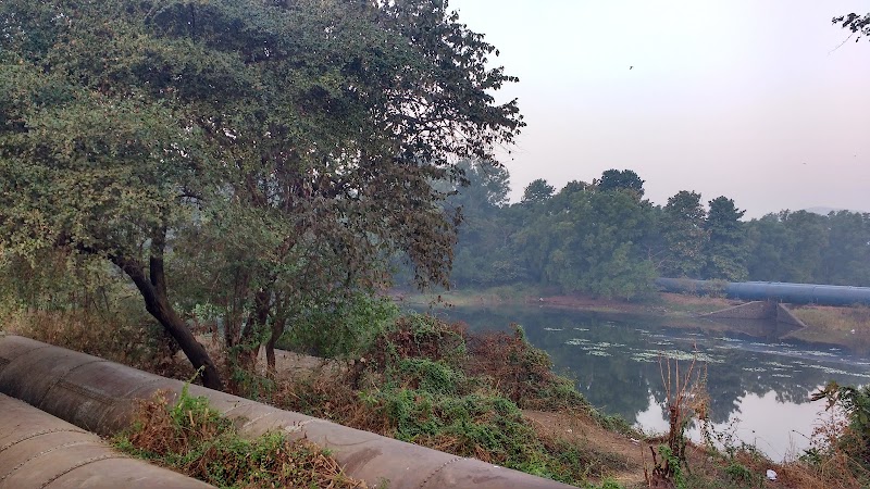 Vihar Lake - Vihar Lake 4WXC+6MP, Pipe Line Rd, Bhandup Complex, Khindipada, Bhandup West, Mumbai, Maharashtra 400082, India