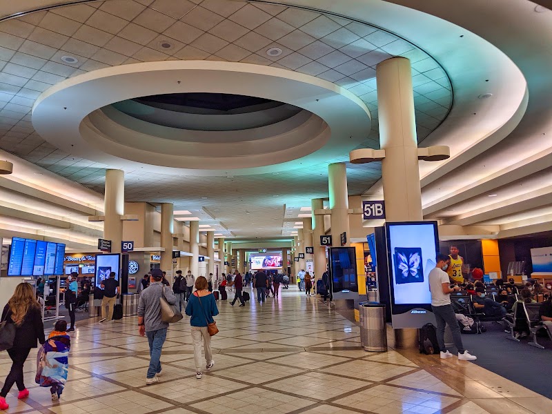 LAX Terminal 5 Lower Level FlyAway Stop