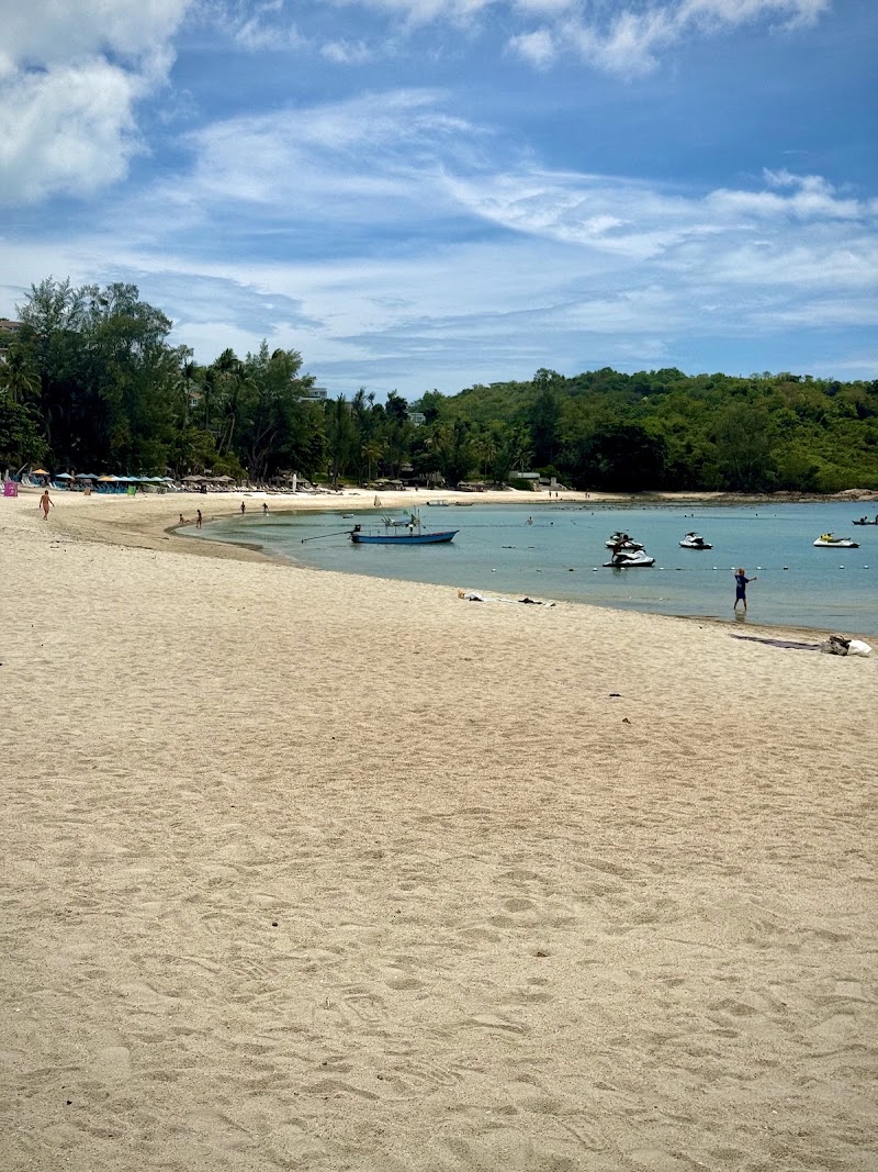 Choeng Mon Beach - Choeng Mon Beach Pure Beach Club Rd, Thesaban Nakhon Ko Samui, Amphoe Ko Samui, Chang Wat Surat Thani 84320, Thailand
