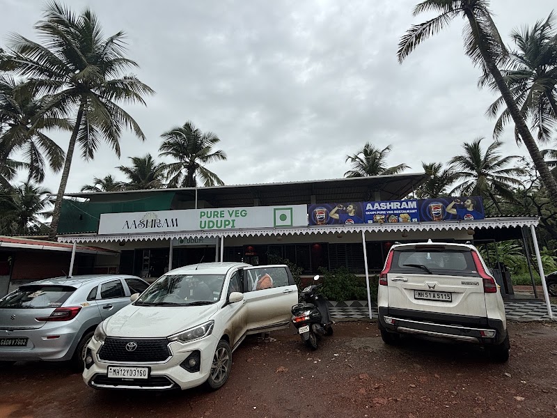 Aashram Pure Vegetarian Restaurant - Aashram Pure Vegetarian Restaurant Margao Western Byp, behind Pcce college, Gounlloy, Verna, Lotli, Goa 403713, India