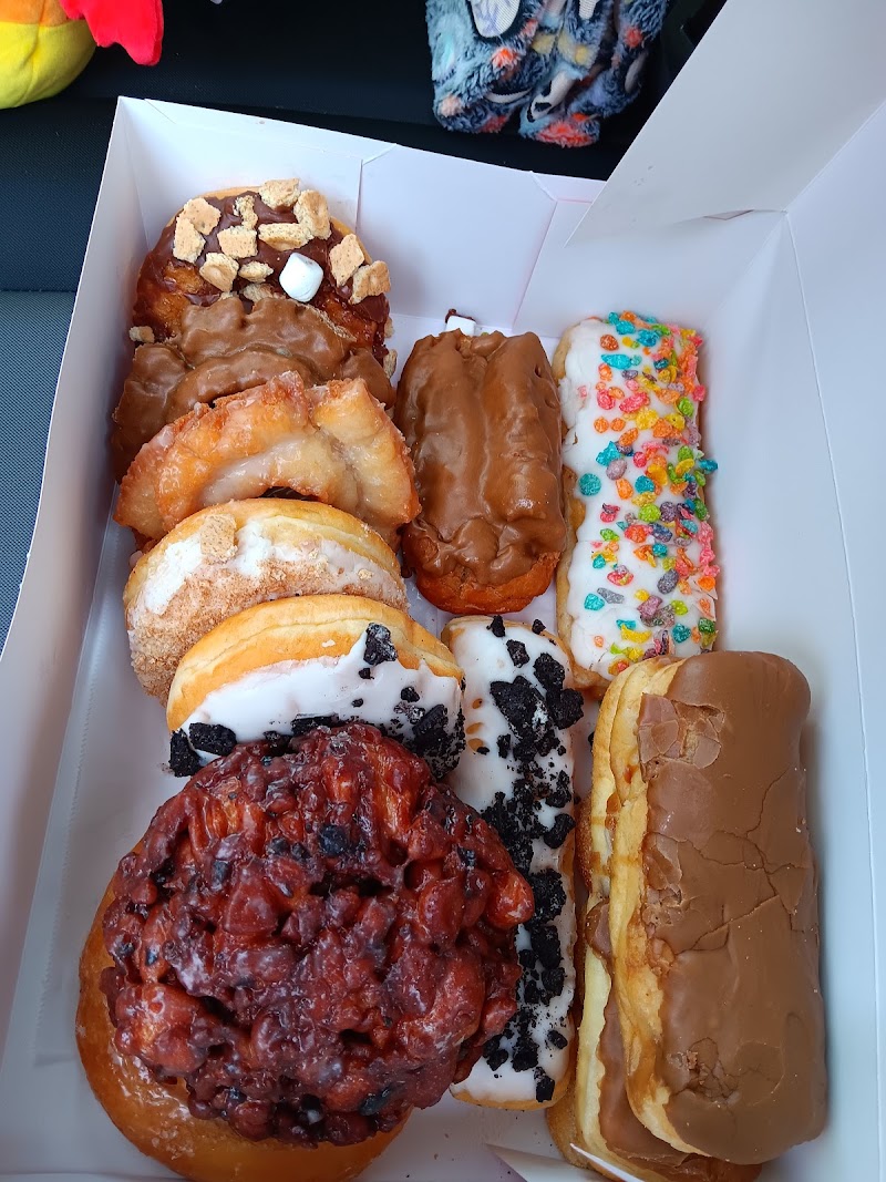 Angel's Donuts And Ice Cream - Angel's Donuts And Ice Cream, 212 NE 164th Ave, Vancouver, WA 98684, USA