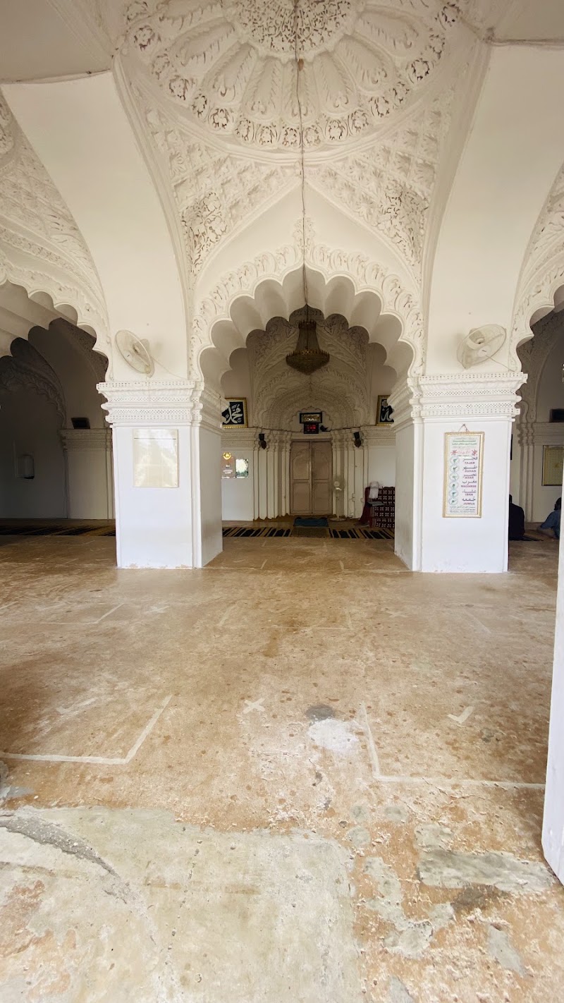 The Hazrat Tipu Sultan's (R.A.) Tomb - The Hazrat Tipu Sultan's (R.A.) Tomb, Gumbaz,, CP67+2HG, Ganjam, Srirangapatna, Karnataka 571477, India