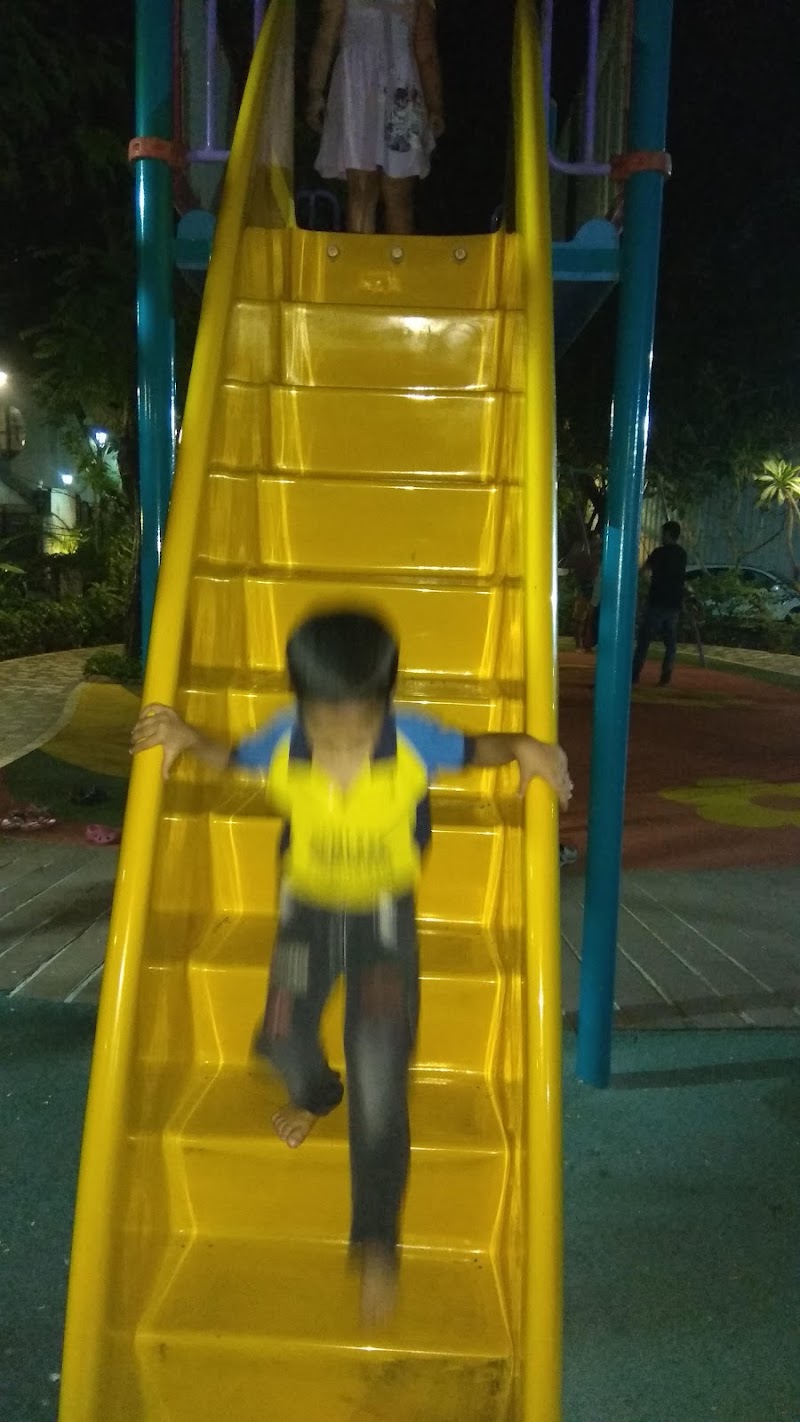 Children's Park - Children's Park New India Co-op Society, Children's Park, JVPD Scheme, Juhu, Mumbai, Maharashtra 400049, India