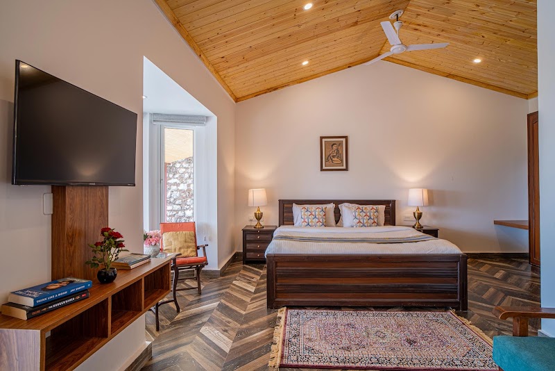 StayVista at Treetop @ Albert Estate in Mussoorie | 2 BHK Premium Villa - StayVista at Treetop @ Albert Estate in Mussoorie | 2 BHK Premium Villa Post Reserve Water Tank, Plot No 13, opposite Albert Lodge, The Mall Road, Mussoorie, Uttarakhand 248179, India