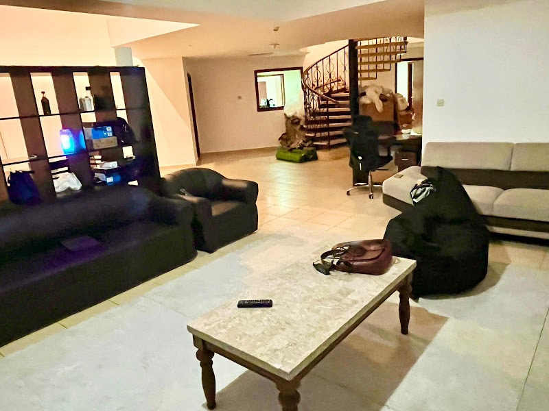Palm View Hostel - Hostel in JBR Dubai - Palm View Hostel - Hostel in JBR Dubai Sadaf 7 - Marsa Dubai - Jumeirah Beach Residence - Dubai - United Arab Emirates