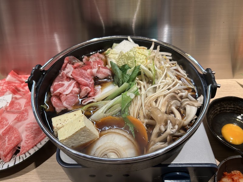 Wagyu Beef and Tuna Namba - Wagyu Beef and Tuna Namba Japan, 〒542-0076 Osaka, Chuo Ward, Namba, 3-chōme−7−２２ Nakano Bldg., 4F