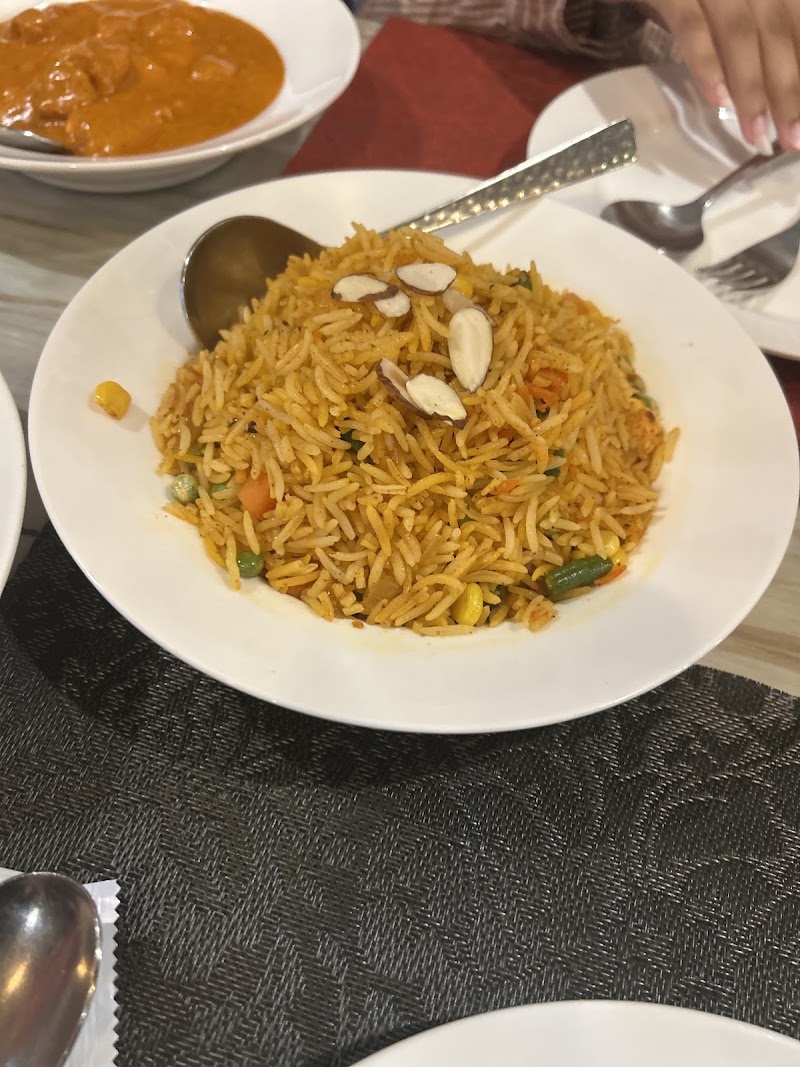 Nirvana Halal Indian Kitchen - Nirvana Halal Indian Kitchen South Korea, Seoul, Jongno District, Insadong-gil, 58 2 층