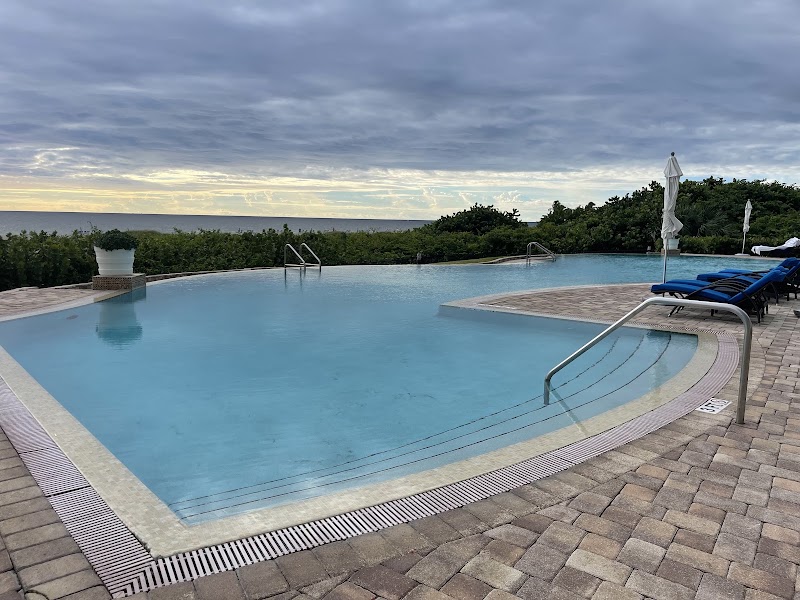 The Ritz-Carlton Residences, Singer Island, Palm Beach - The Ritz-Carlton Residences, Singer Island, Palm Beach 2700 N Ocean Dr, Riviera Beach, FL 33404, USA