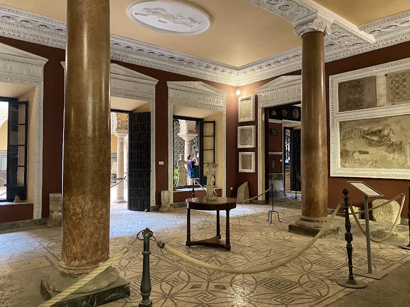 Palacio de la Condesa de Lebrija - Palacio de la Condesa de Lebrija C. Cuna, 8, Casco Antiguo, 41004 Sevilla, Spain