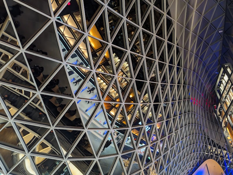 Zeil Frankfurt - Zeil Frankfurt, Zeil 104, 60313 Frankfurt am Main, Germany