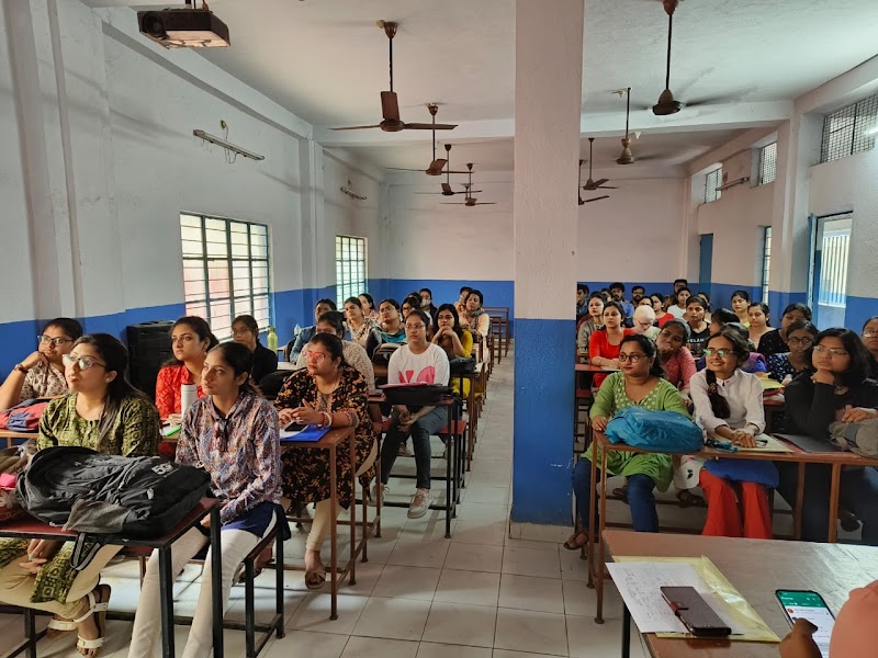 Sealdah B.ed & D.el.ed Group of Colleges (wbuttepa) - Sealdah B.ed & D.el.ed Group of Colleges (wbuttepa), 13, Dr Kartik Bose St, Sealdah, Baithakkhana, Kolkata, West Bengal 700009, India