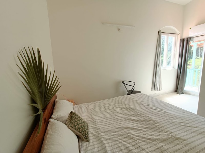 Beseco Bed and Breakfast - Beseco Bed and Breakfast, House no. 140, 1, Sernabatim Benaulim Rd, Ambeaxir, Benaulim, Goa 403708, India