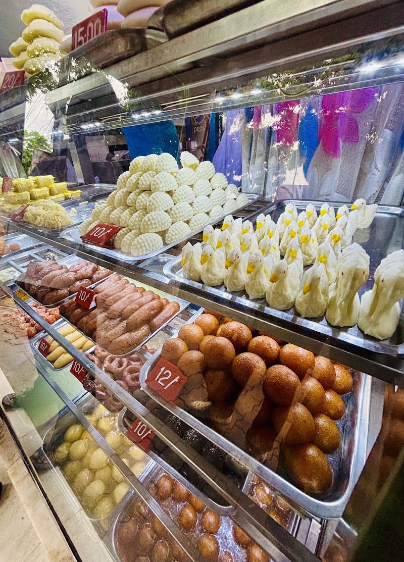 Putiram Sweets - Putiram Sweets, 46, Amherst St, Lalbajar, College Row, Machuabazar, Kolkata, West Bengal 700009, India