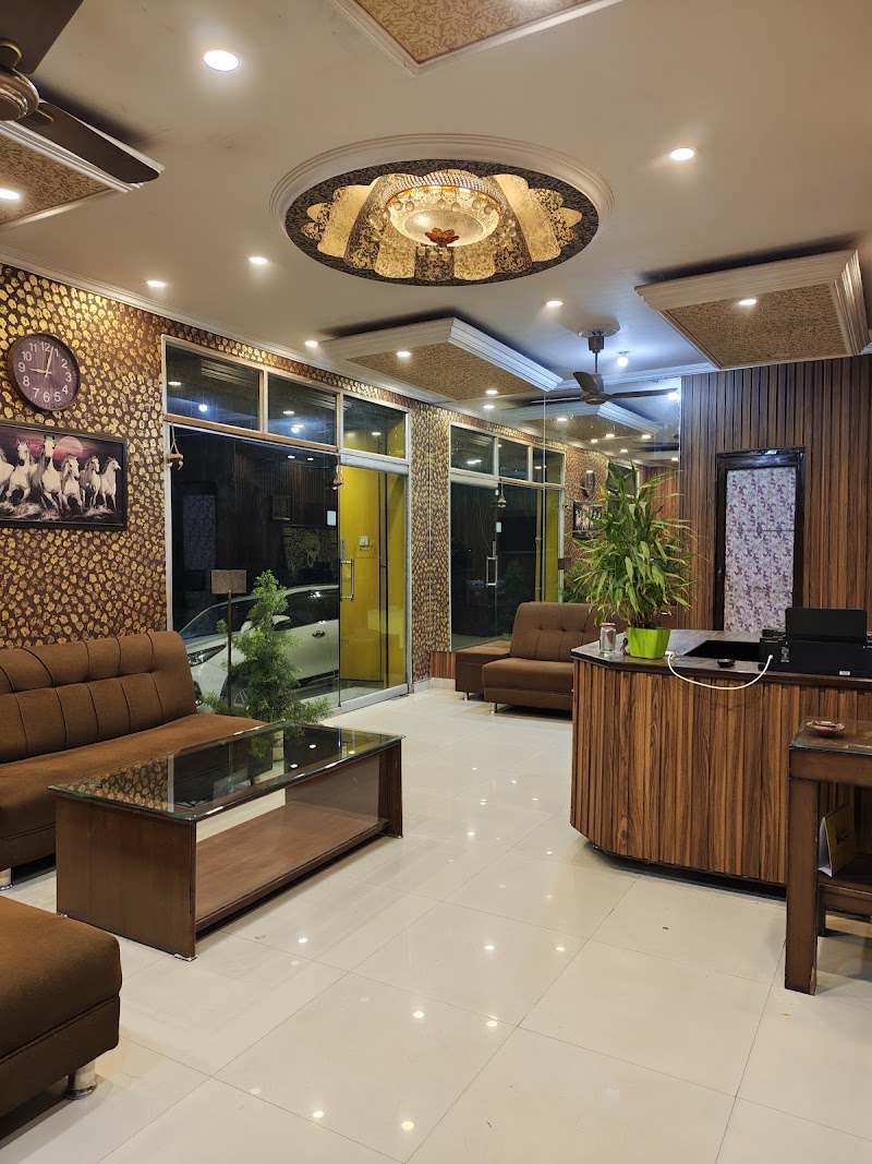 Hotel Downtown - Hotel Downtown Kangra Rd, Housing Board Colony, Kangra, Himachal Pradesh 176001, India