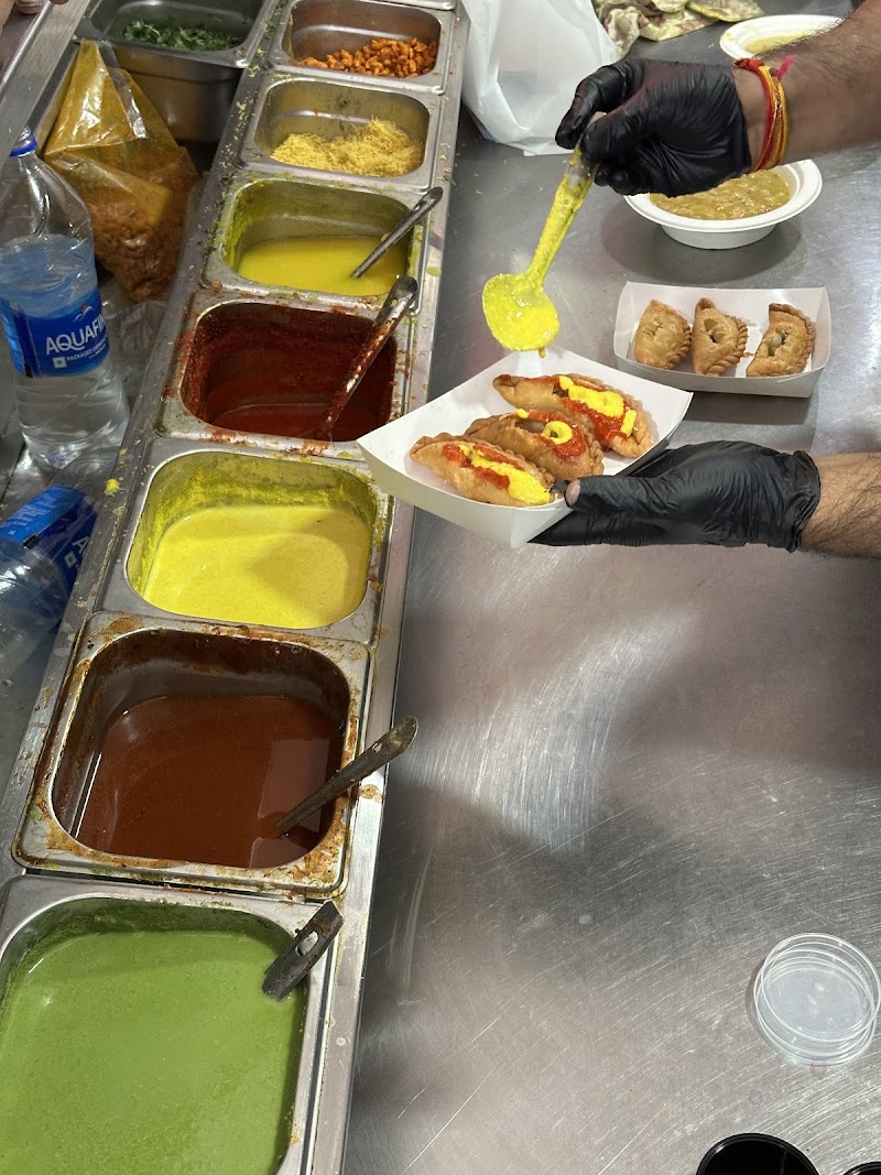 MAYUR GHUGHRA -DAL PAKVAN - DAHI VADA - MAYUR GHUGHRA -DAL PAKVAN - DAHI VADA, opp. Karnavati Club, near Iskcon Cross Road, Bodakdev, Ganthiya, Ahmedabad, Gujarat 380015, India