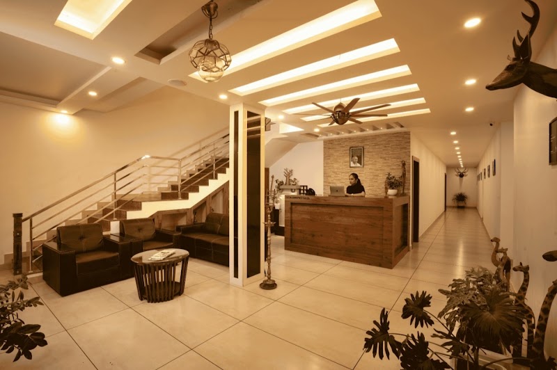 Pallivasal Munnar - Pallivasal Munnar, 333F+29R, Pallivasal Rd, Pallivasal, Keralam 685612, India