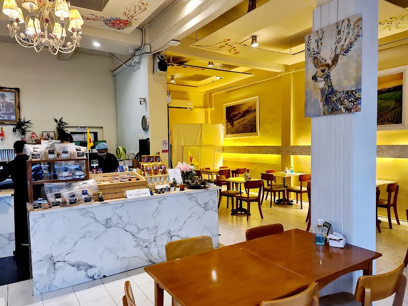 MAY VEGGIE HOME EXPRESS [Sukhumvit23] - MAY VEGGIE HOME EXPRESS [Sukhumvit23] 45 ประสานมิตรพลาซ่า ชั้น 2, Soi Sukhumvit 23, Khwaeng Khlong Toei Nuea, Watthana, Krung Thep Maha Nakhon 10110, Thailand