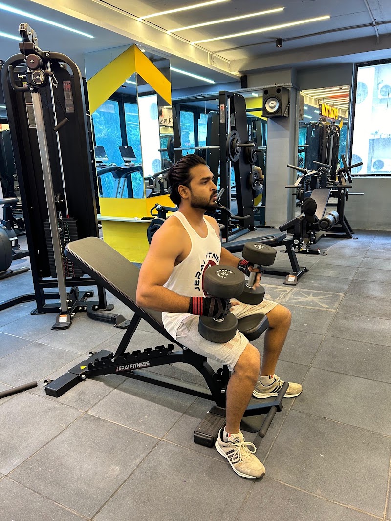Evolution Fitness - Evolution Fitness, Evolution gym, 1st floor, RK One building, near shantai hotel, rasta peth, above Saroj Fabric, Camp, Pune, Maharashtra 411002, India