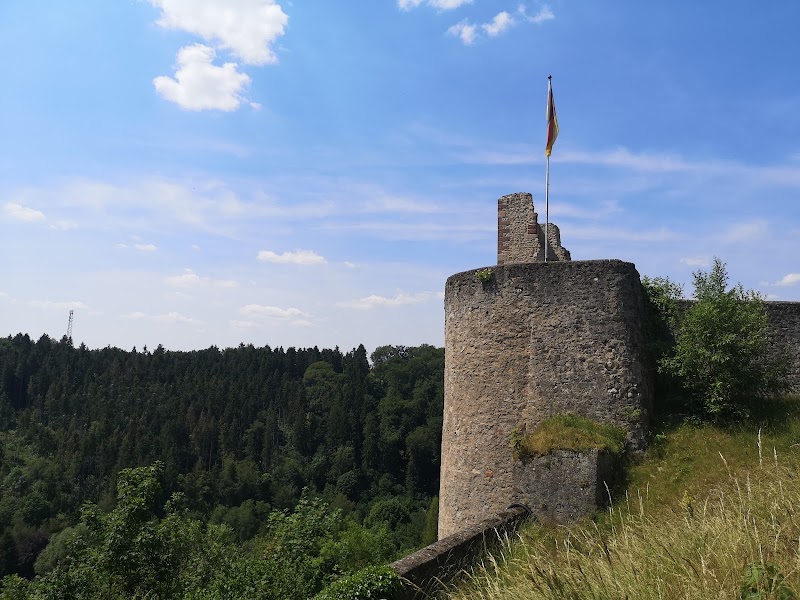 Schönecken Castle - Schönecken Castle, 54614 Schönecken, Germany