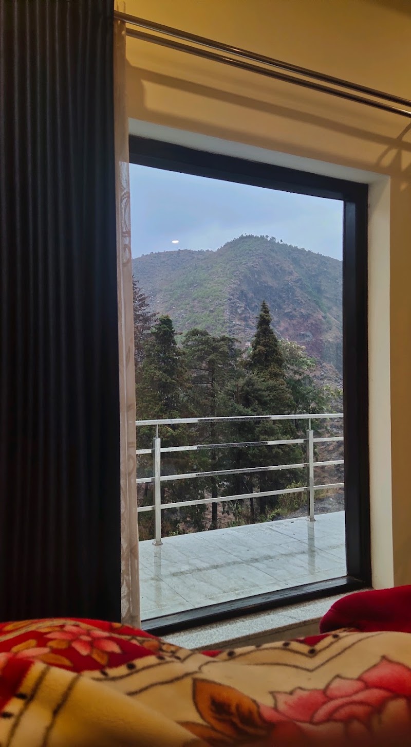 The Kempty Fall Resort - The Kempty Fall Resort F2JP+R7M, Kempty Fall Rd, Lakhwad, Kempty, Ram Gaon, Mussorie Range, Uttarakhand 248179, India