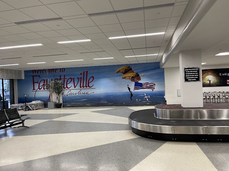 Fayetteville Regional Airport (FAY) - Fayetteville Regional Airport (FAY), 400 Airport Rd, Fayetteville, NC 28306, USA